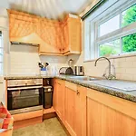 Дом отдыха 2 Bed In Borrowdale Sz302