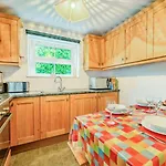 2 Bed In Borrowdale Sz302 Дом отдыха *