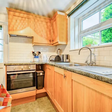 2 Bed In Borrowdale Sz302 *